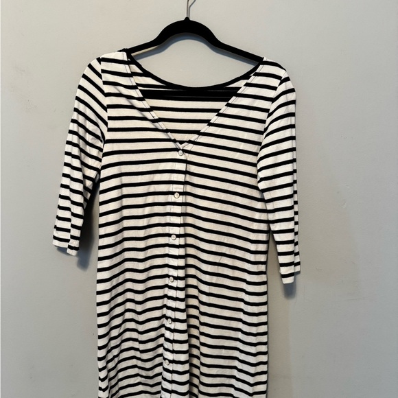 Amour Vert Striped Dress with Buttons (Back) - Picture 5 of 5